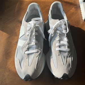 Men’s New Balance 327 Sneakers Size 11
